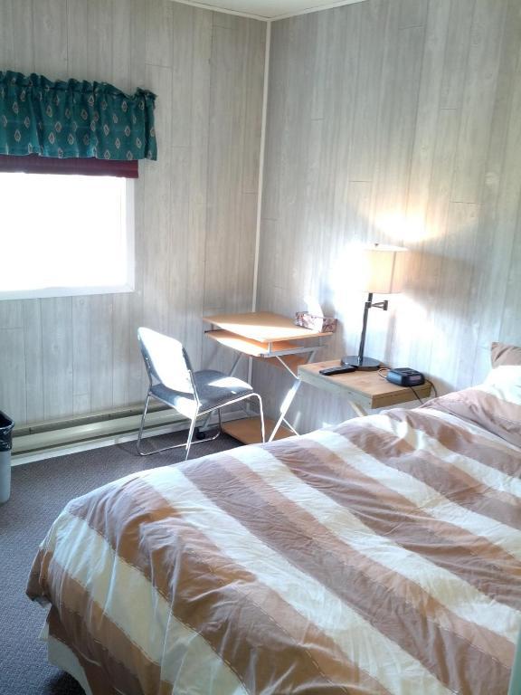 צ'רצ'יל Bear Country Inn חדר תמונה
